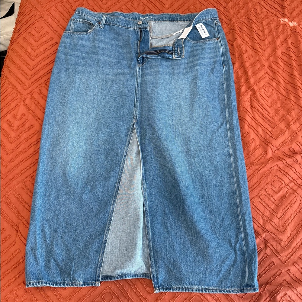 Old Navy Classic Blue Denim Skirt